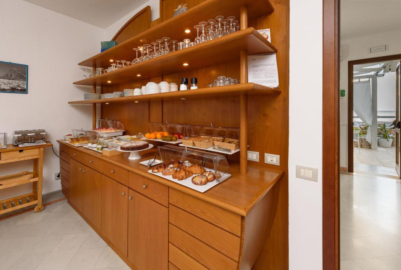 Albergo Auralba San Vito Lo Capo Exteriör bild
